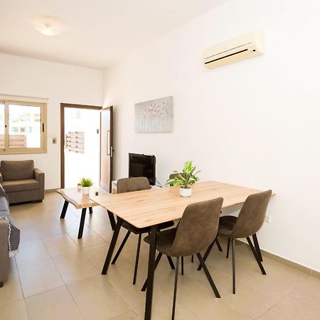 Bowker Apartment Протарас Экстерьер фото