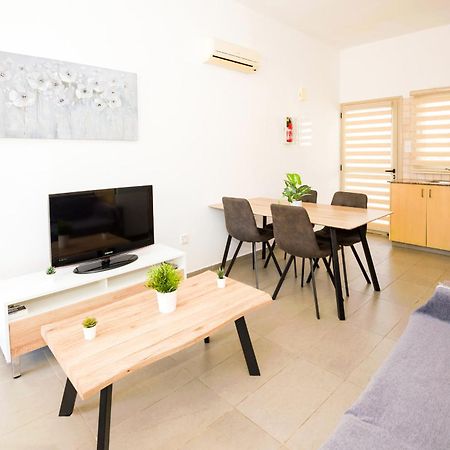 Bowker Apartment Протарас Экстерьер фото