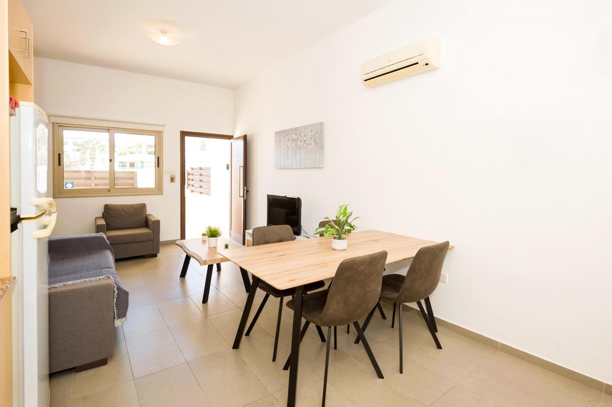 Bowker Apartment Протарас Экстерьер фото